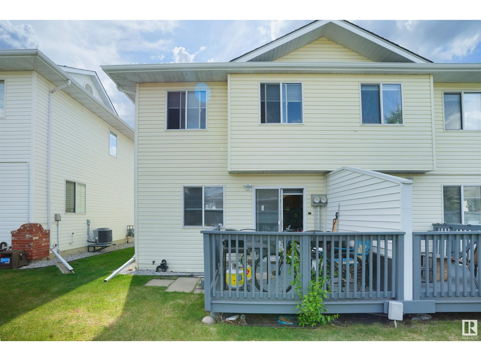 #5 1033 YOUVILLE DR W NW