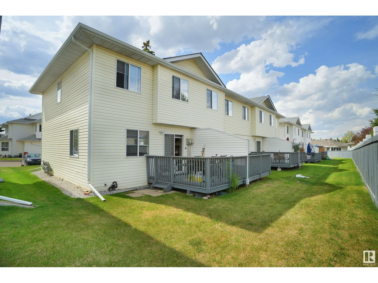 #5 1033 YOUVILLE DR W NW
