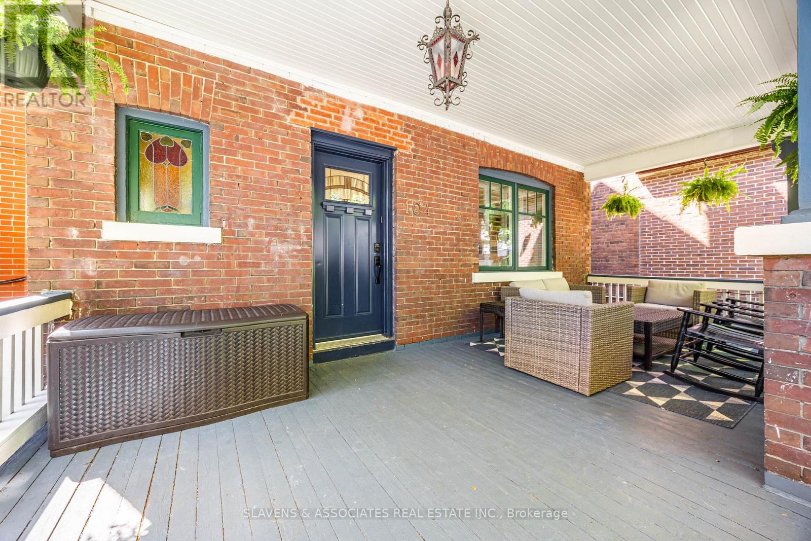 104 SILVER BIRCH AVENUE