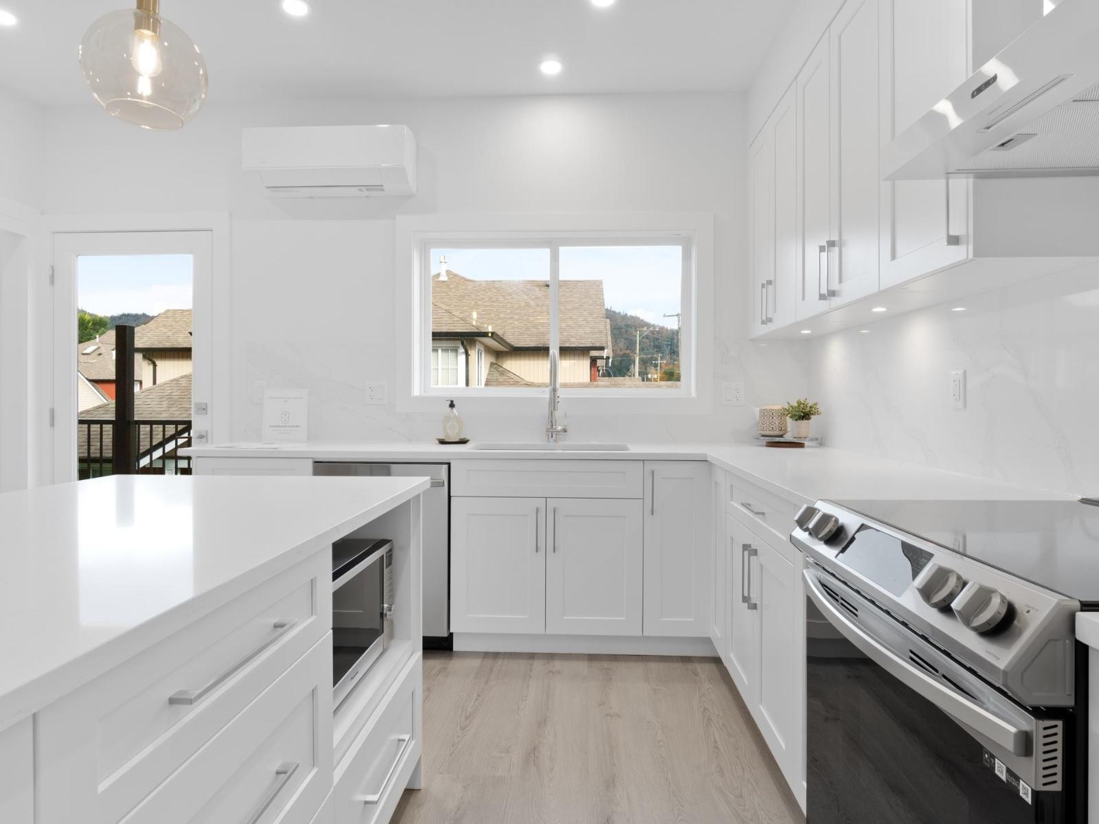 3 1655 AGASSIZ ROSEDALE NO 9 HIGHWAY|Agassiz