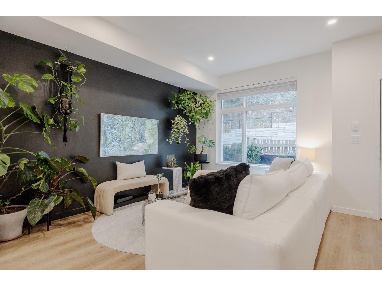 10 33929 BARKER COURT