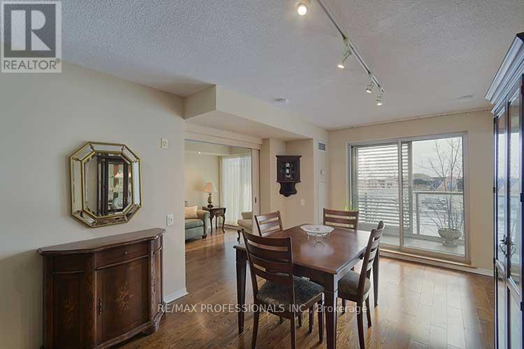 419 - 1040 THE QUEENSWAY AVENUE