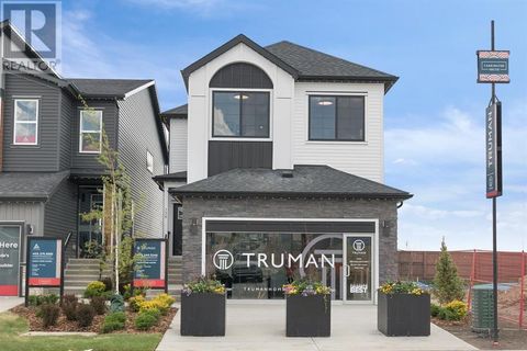 136 Carringvue Place NW Calgary AB T3P2L9