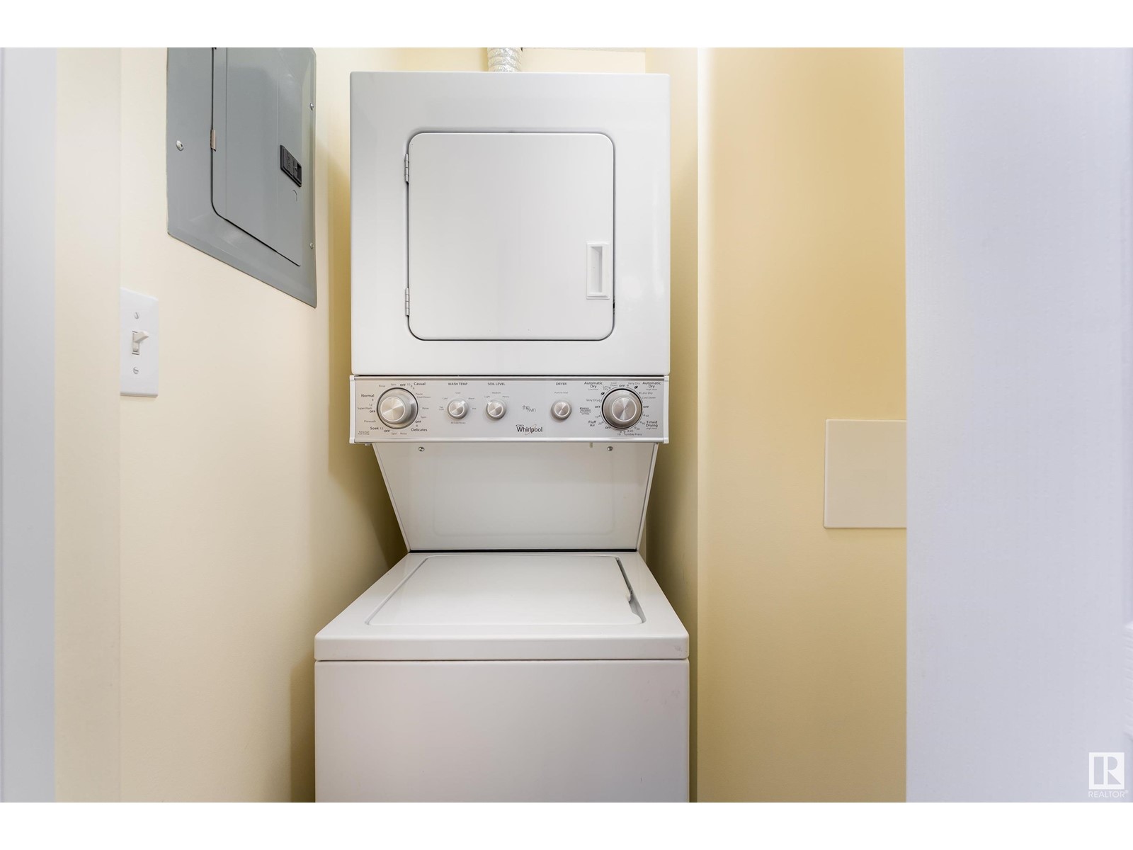 #438 301 CLAREVIEW STATION DR NW