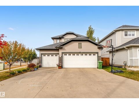 118 Rue Montalet Beaumont AB T4X0W3