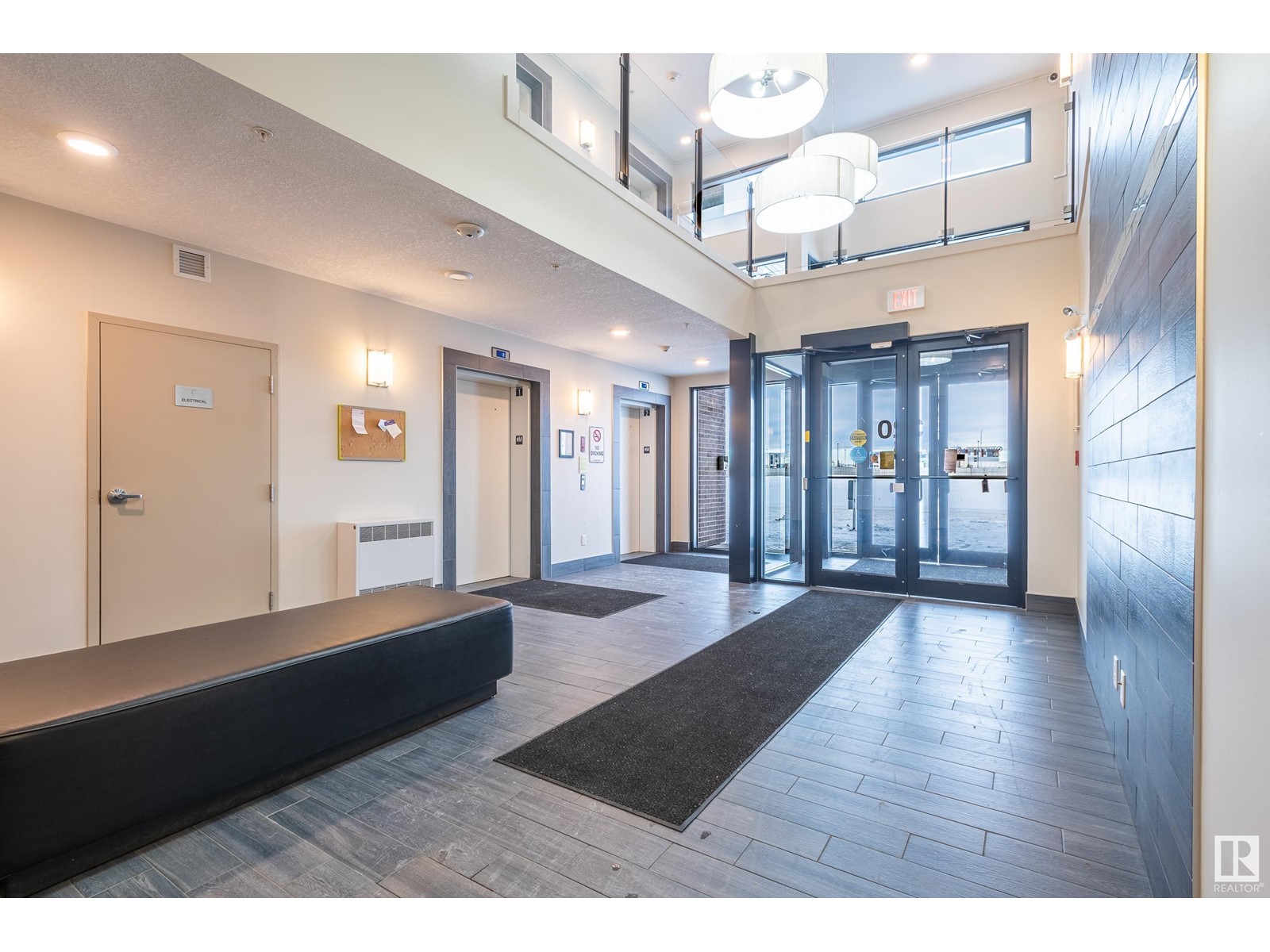 #115 320 AMBLESIDE LI SW