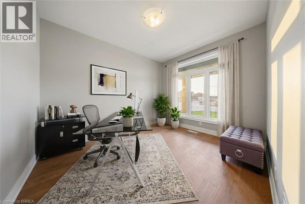 105 CRADDOCK Boulevard