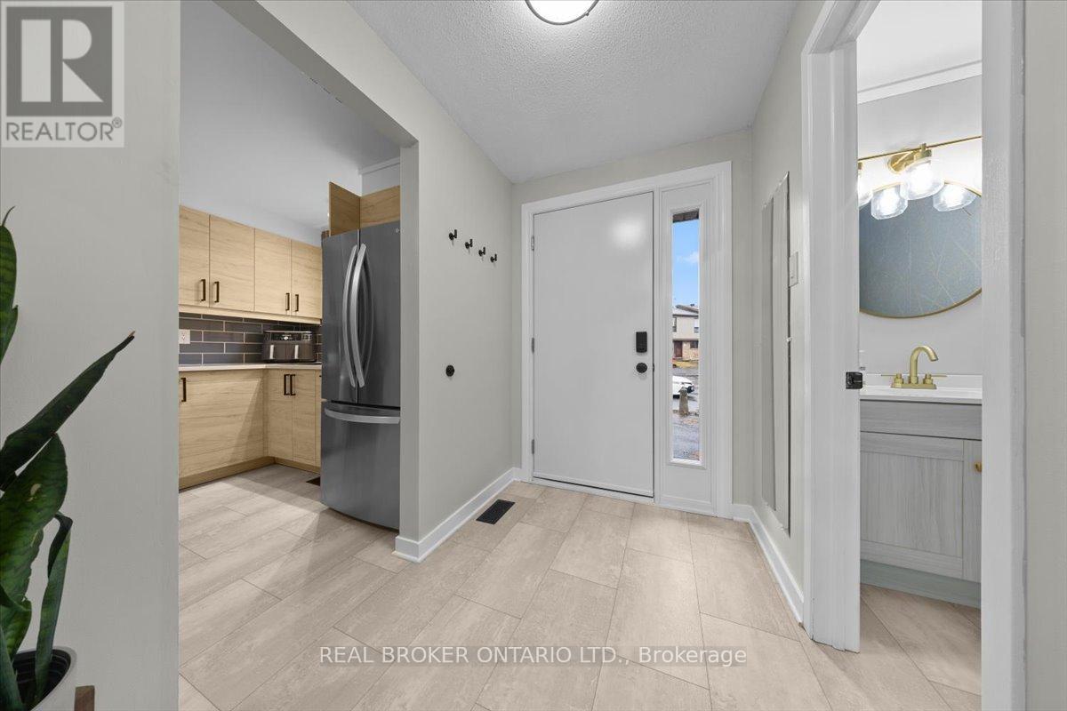 2049 STONEHENGE CRESCENT