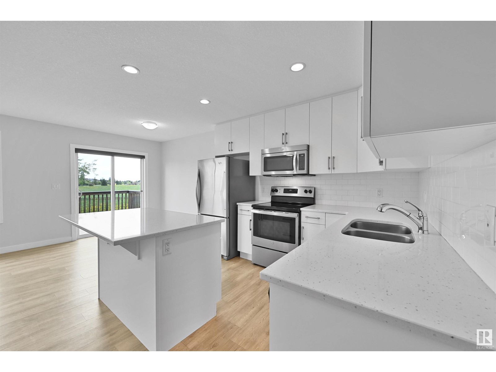 7090 SOUTH TERWILLEGAR DR NW
