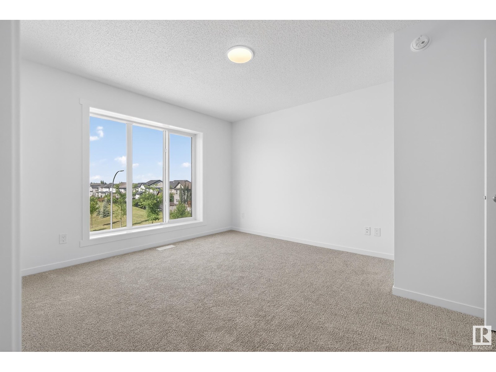 #30 1025 SECORD PROMENADE PM NW