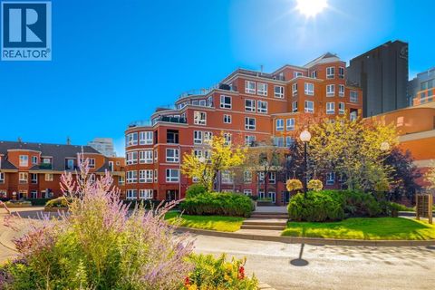 8704, 400 Eau Claire Avenue SW Calgary AB T2P4X2