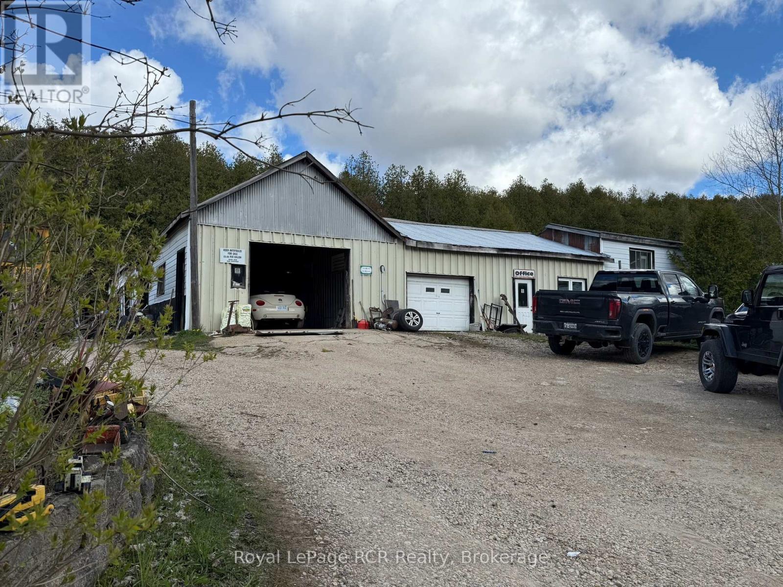 775479 HIGHWAY 10