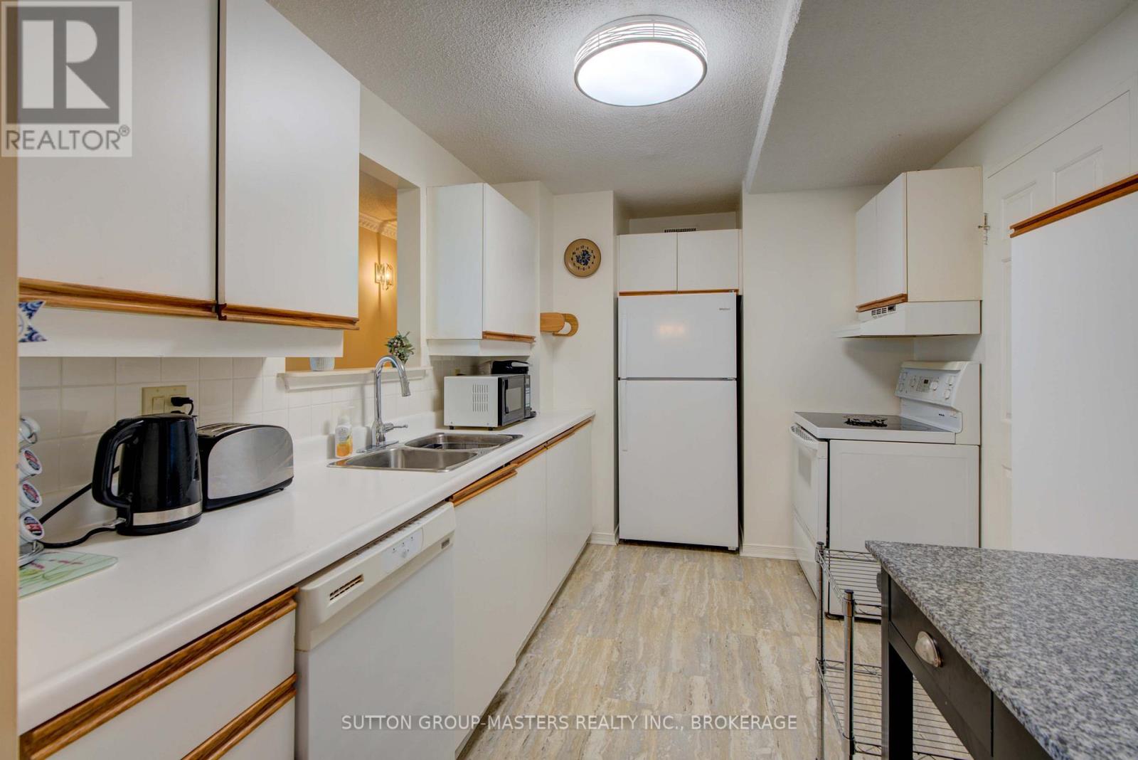 1004 - 257 BATH ROAD