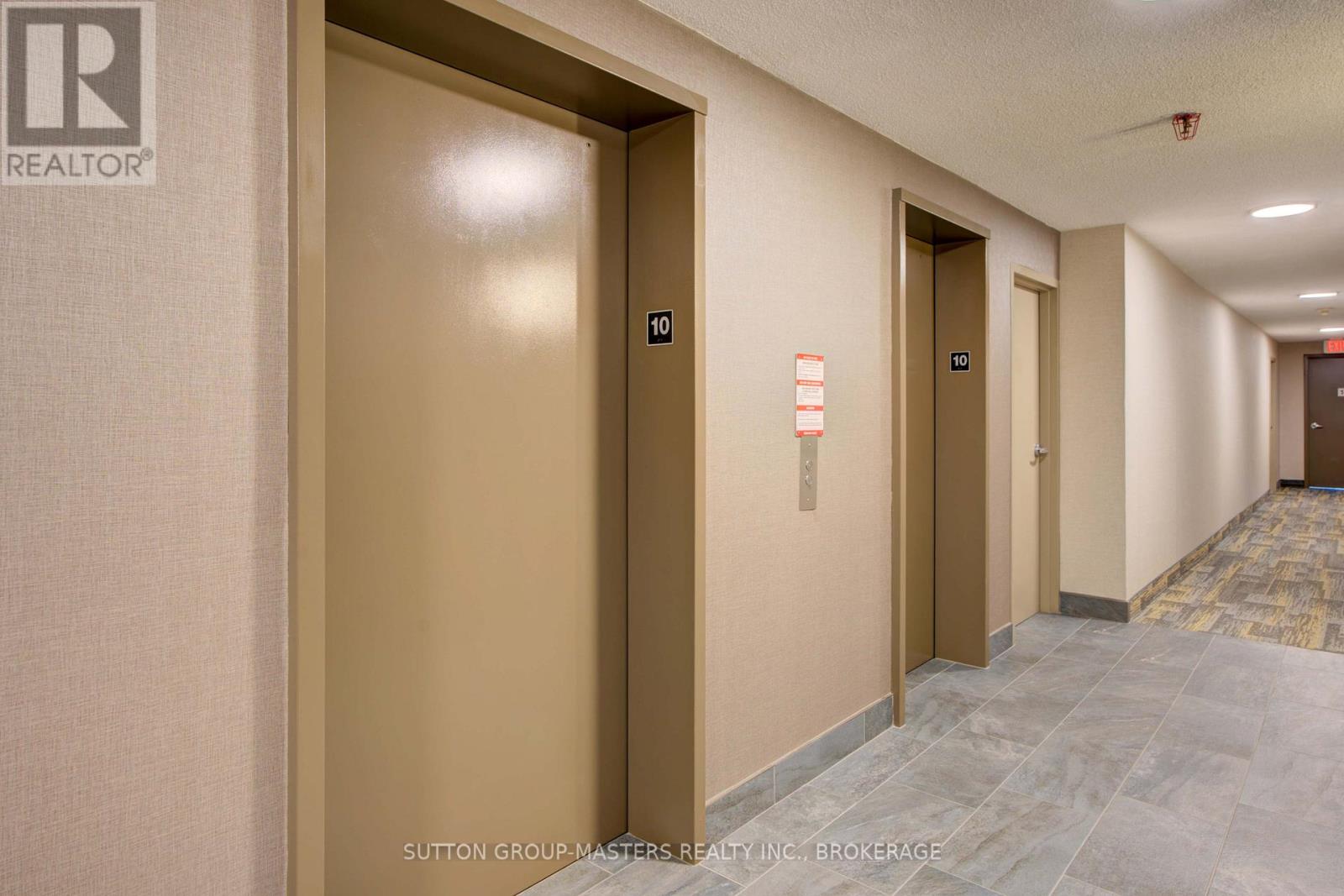 1004 - 257 BATH ROAD