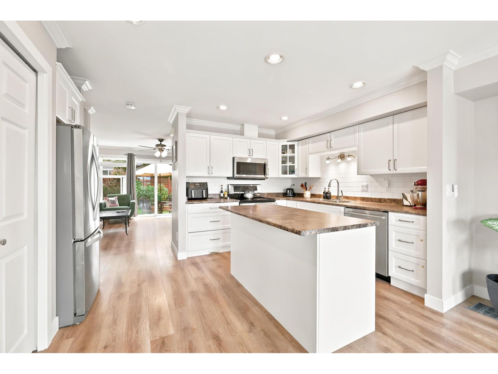 10 5900 JINKERSON ROAD|Promontory
