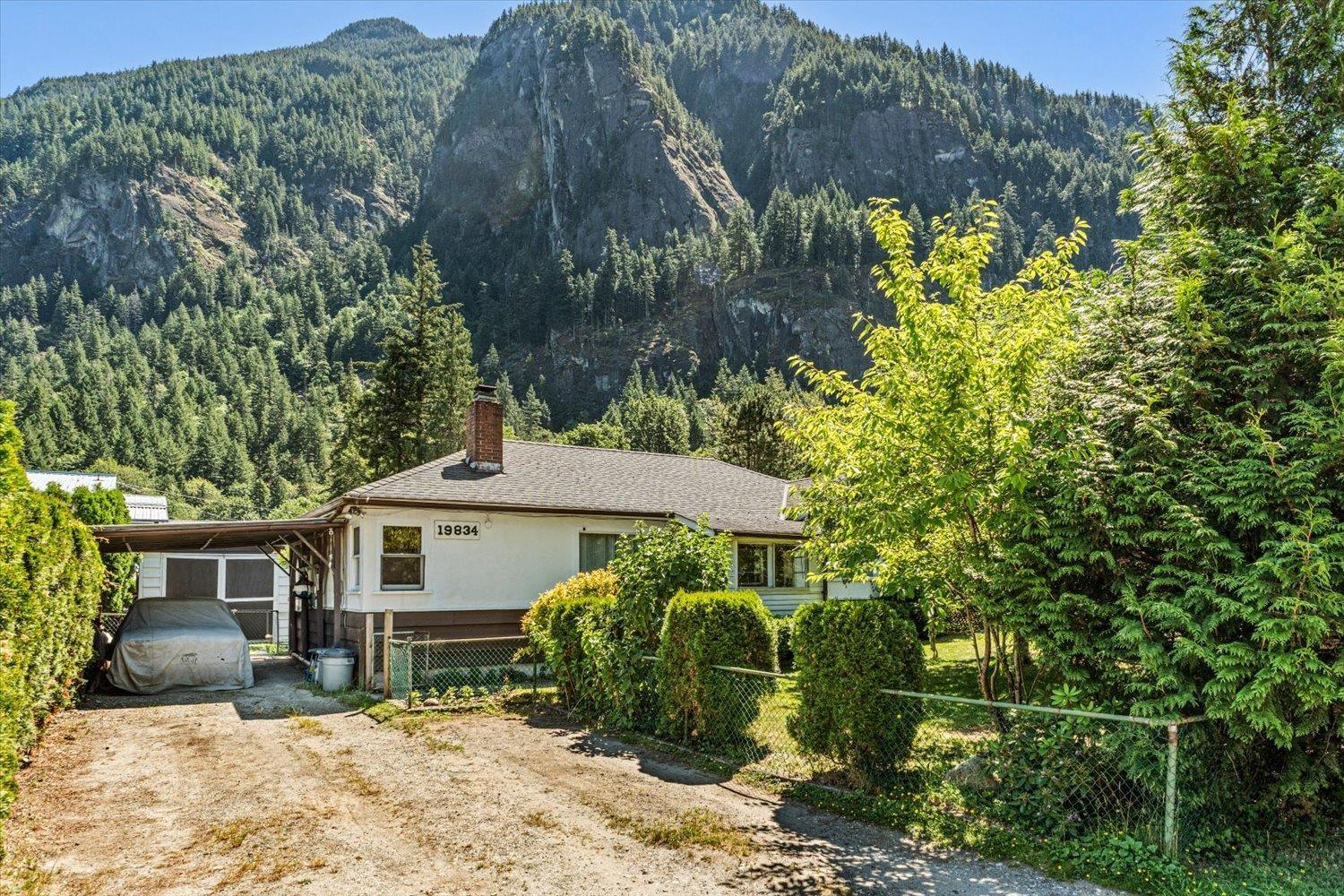 19834 PETER STREET|Hope
