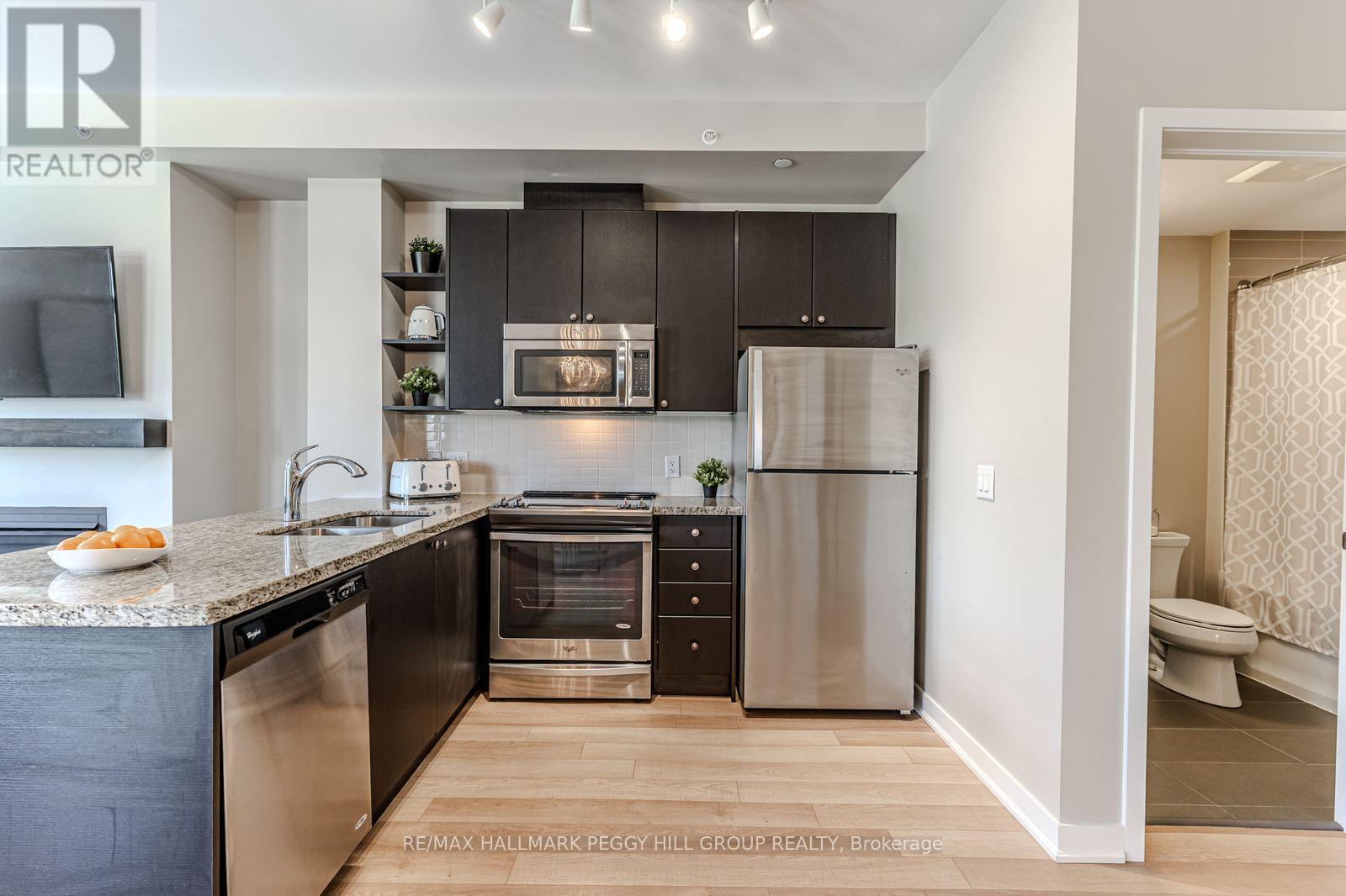 217 - 40 HORSESHOE BOULEVARD