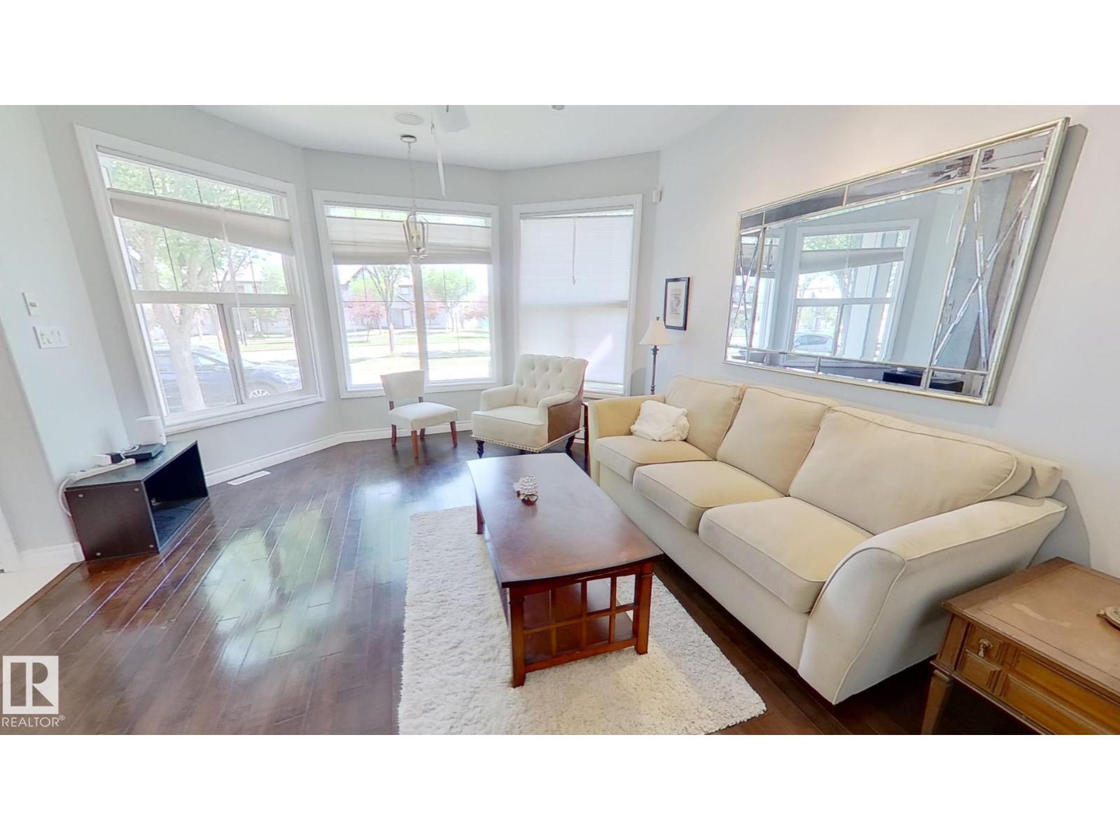 2036 TOWNE CENTRE BV NW NW