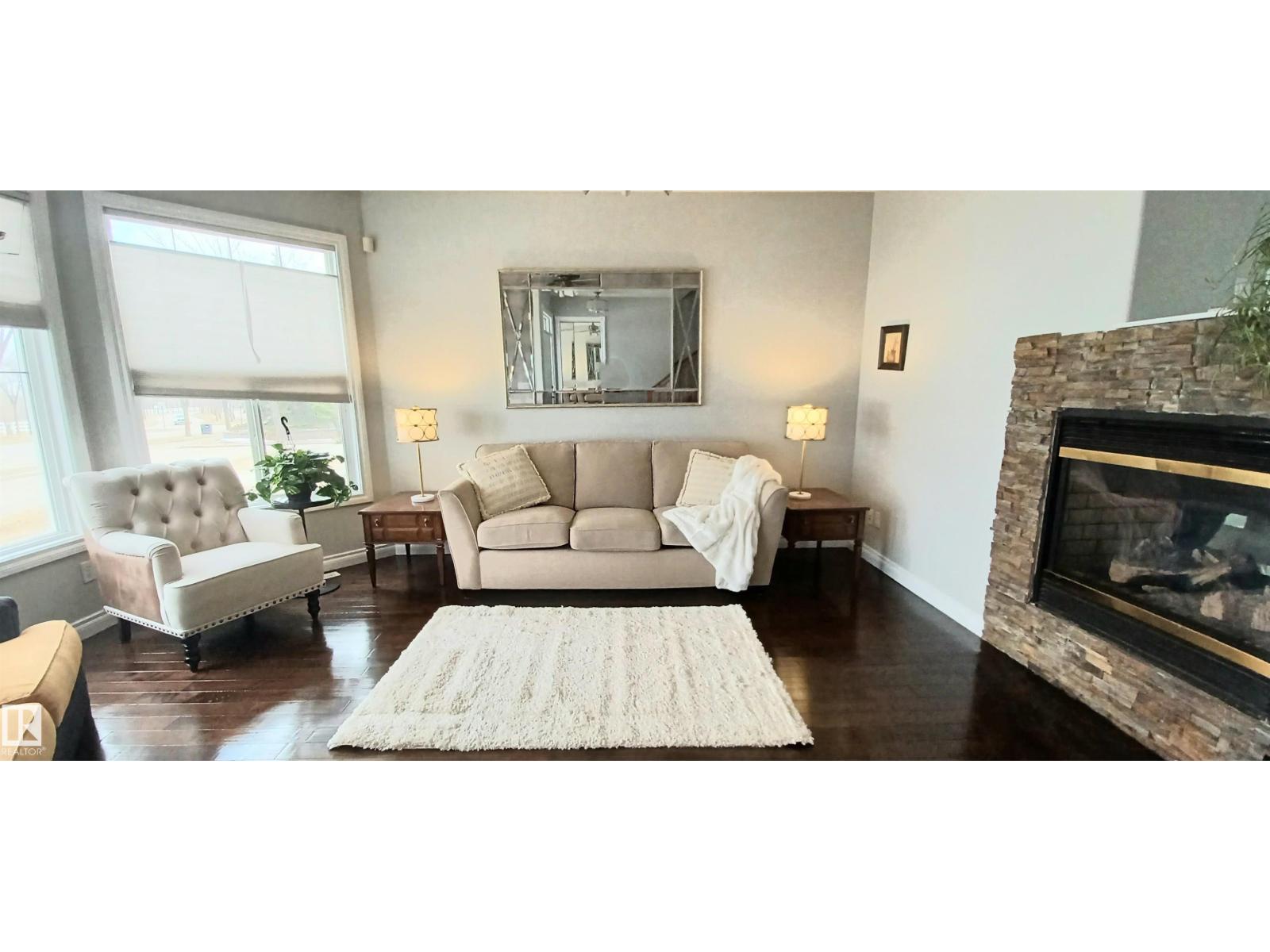 2036 TOWNE CENTRE BV NW NW