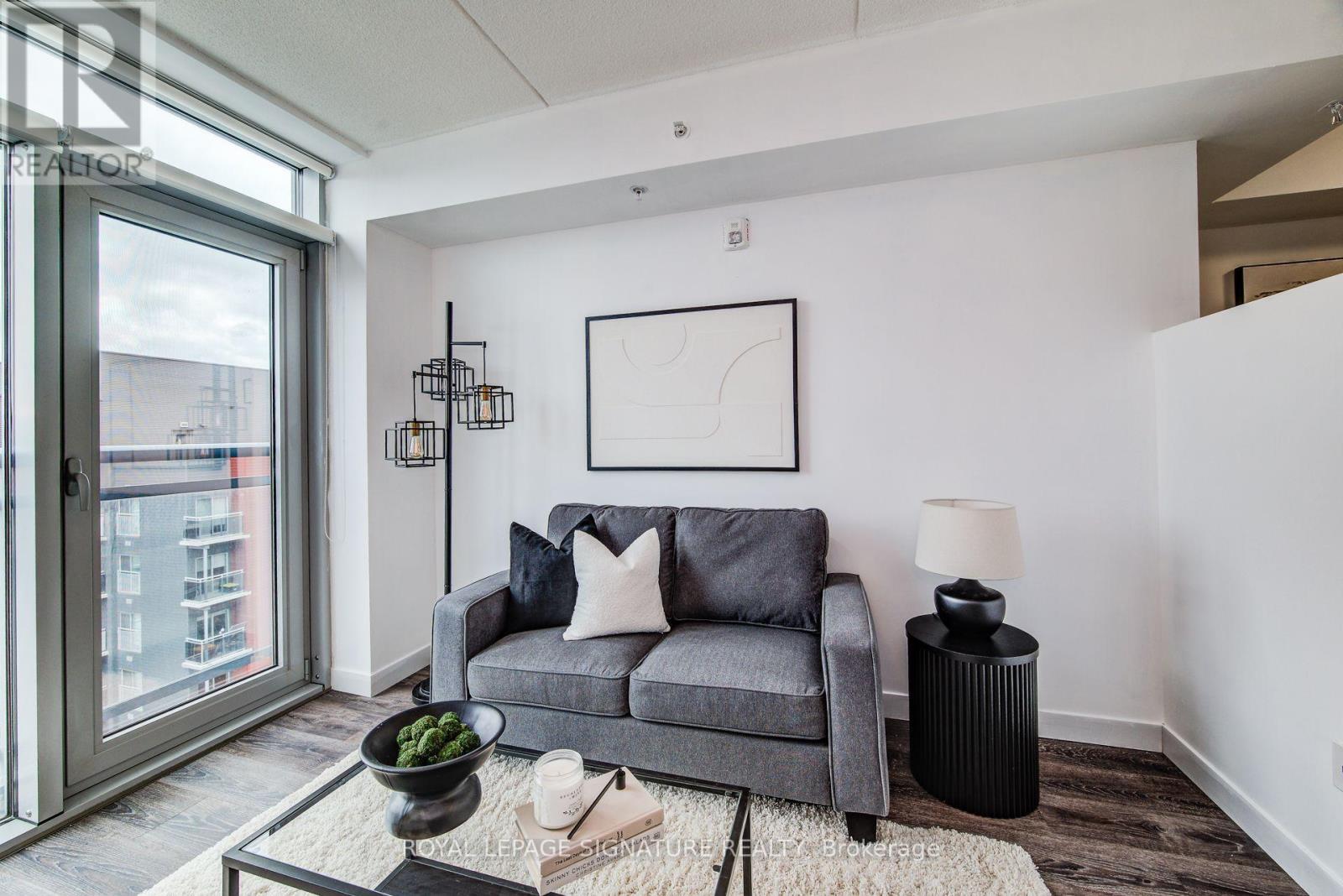 718 - 250 ALBERT STREET