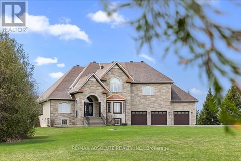 124 BILTMORE CRESCENT Ottawa ON K2S2C6