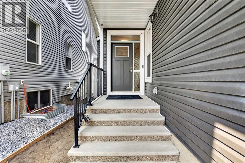 75 Midgrove Drive SW