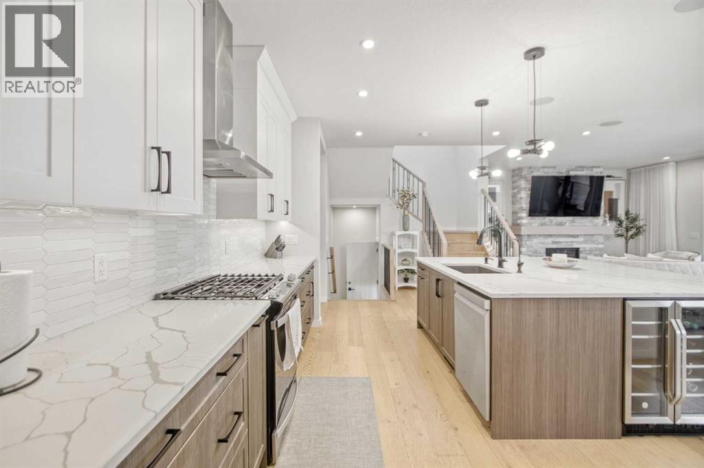 1104 Cranbrook Gardens SE