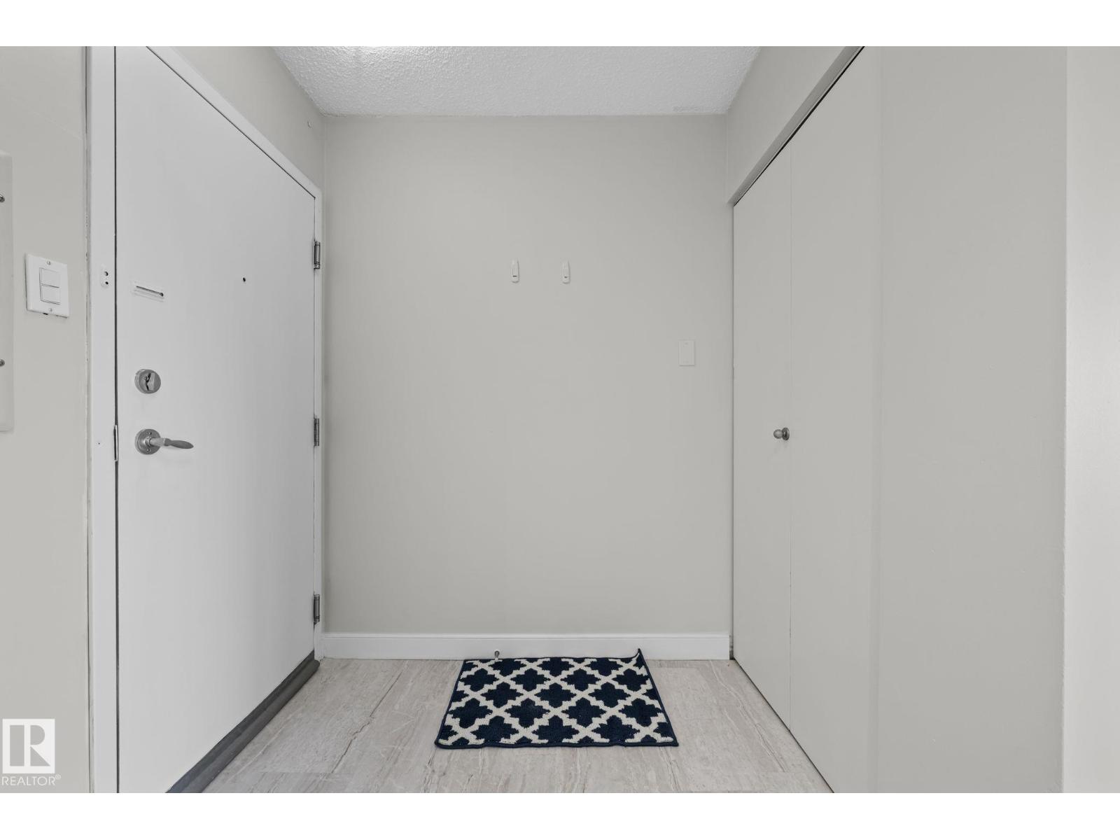 #806 9710 105 ST NW