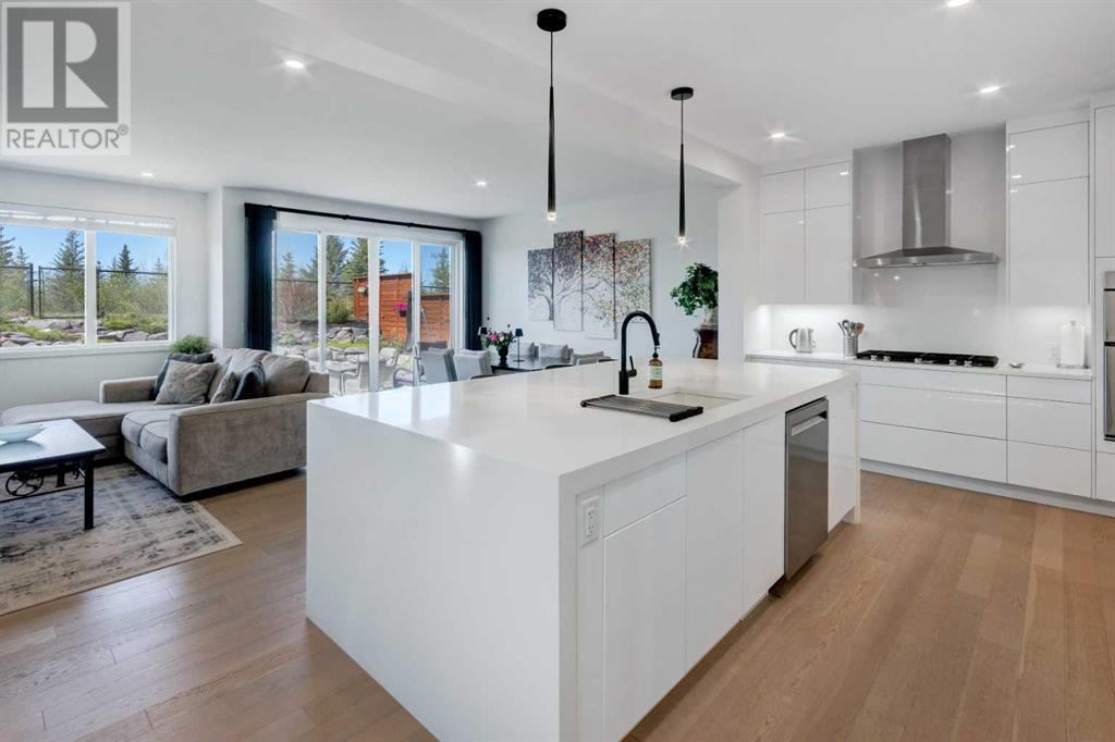115 Precedence Hill