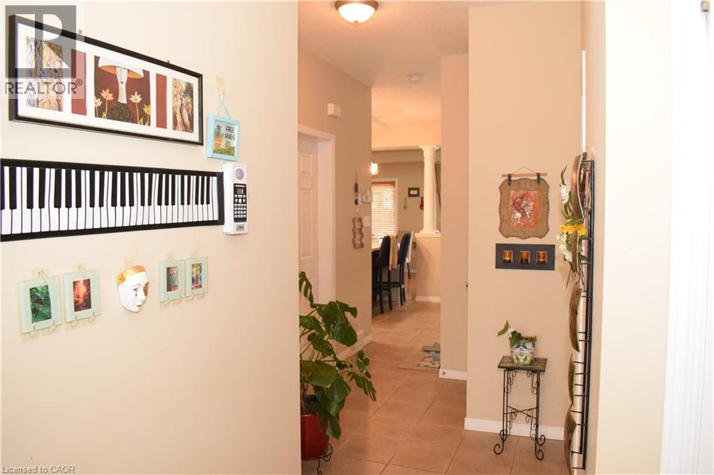 795 LAURELWOOD Drive Unit# A3