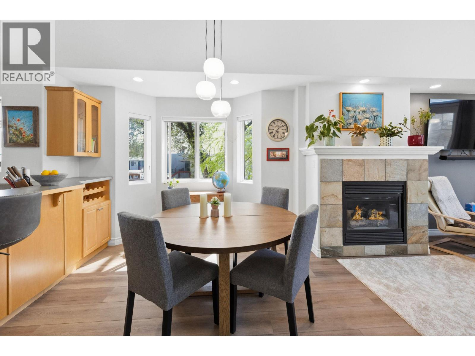 1065 Churchill Avenue Unit# 201