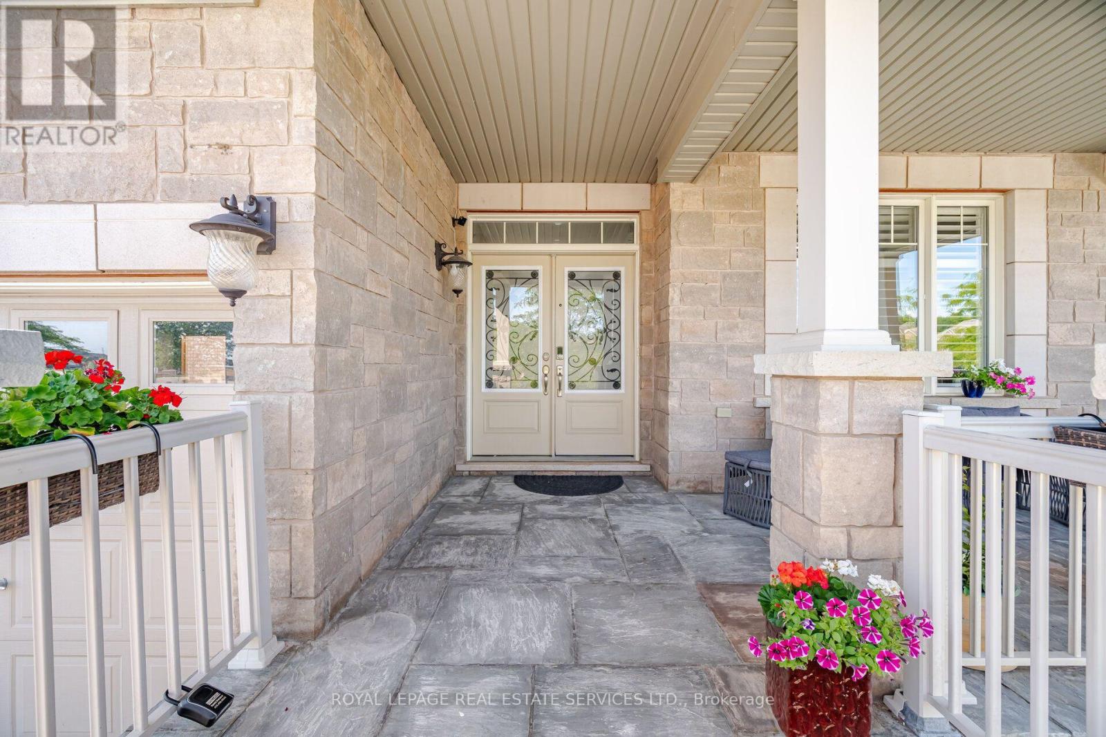 8 WARDSVILLE DRIVE