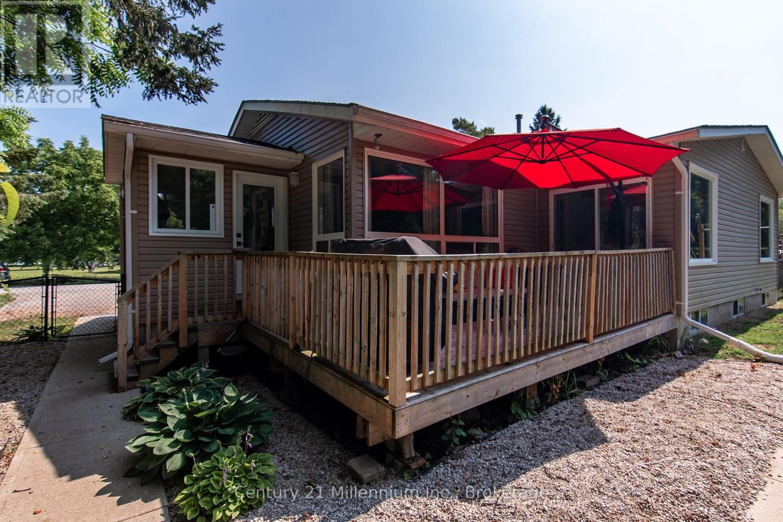 477 CLARENDON STREET