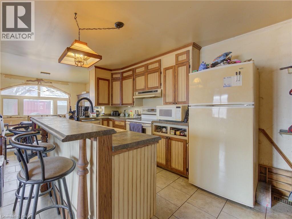 2300 SPEEDSVILLE Road