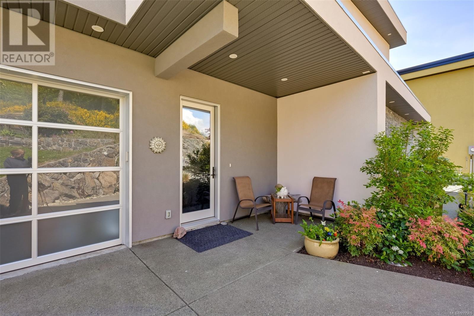 101 539 Delora Dr