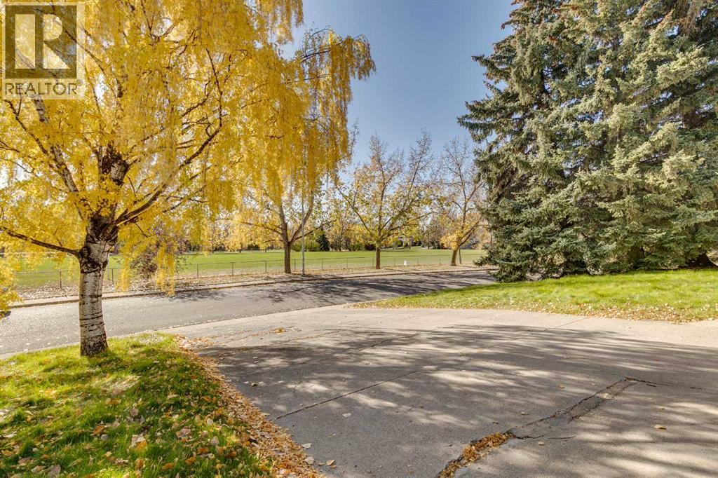 1257 Varsity Estates Road NW