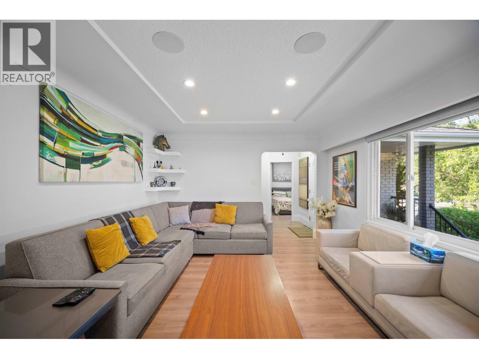 6978 MCKINNON STREET