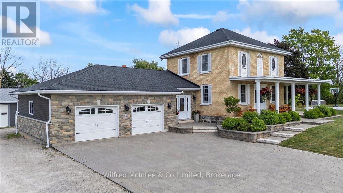 24 BRUCE ROAD 3