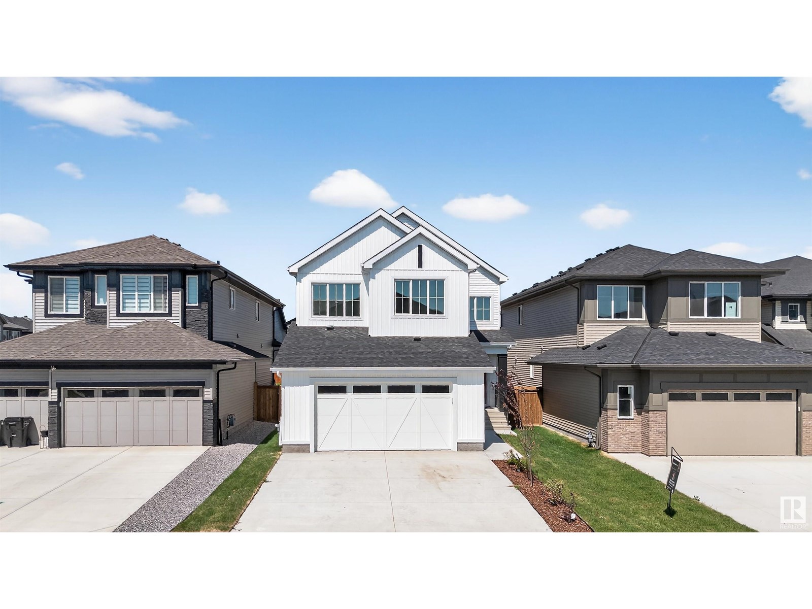 22530 98A AV NW