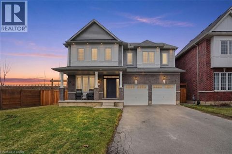 62 ESTHER Crescent Thorold ON L3B0G2