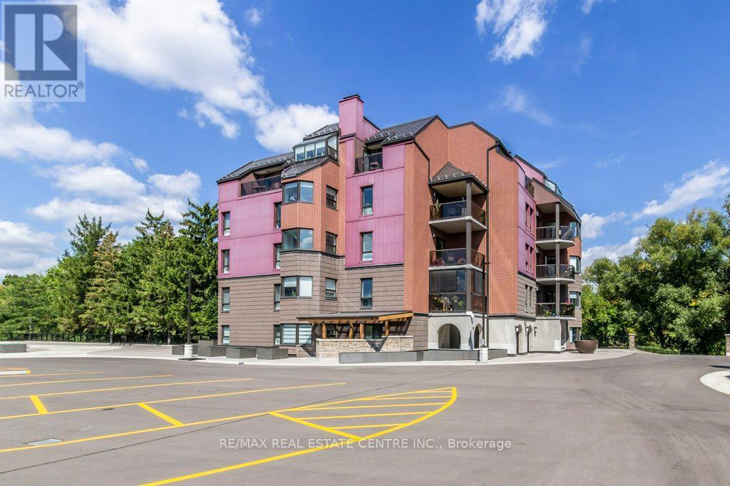 11 - 52 BLUE SPRINGS DRIVE