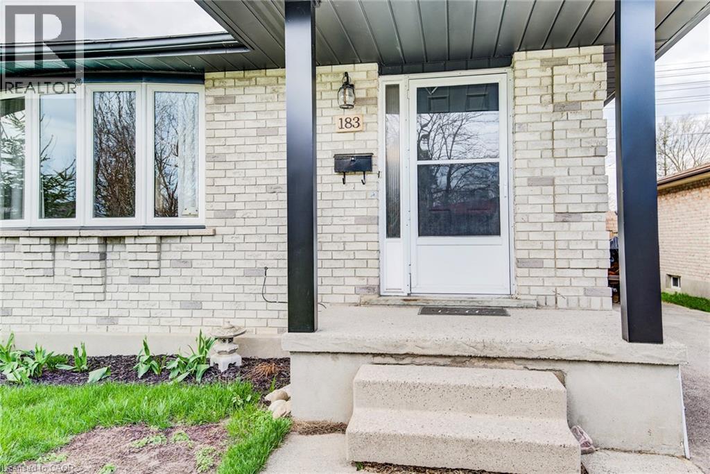 183 DINISON Crescent