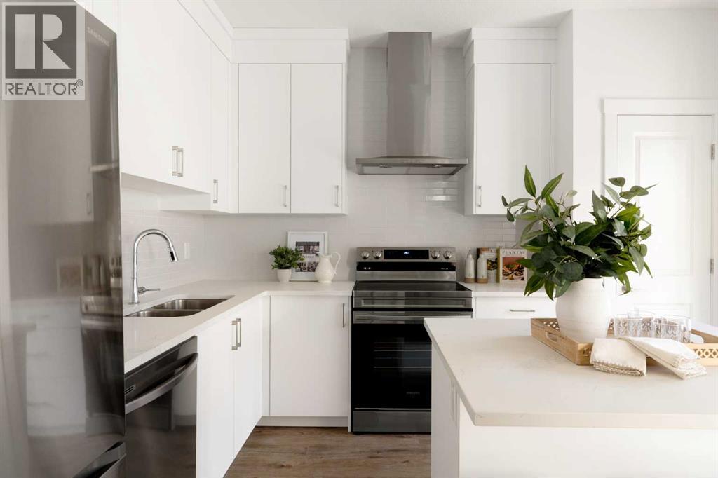 504, 255 Rowmont Boulevard NW