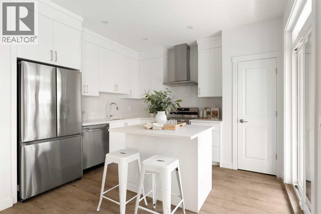 504, 255 Rowmont Boulevard NW