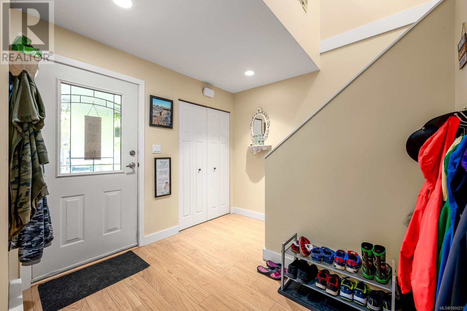18 3400 Coniston Cres