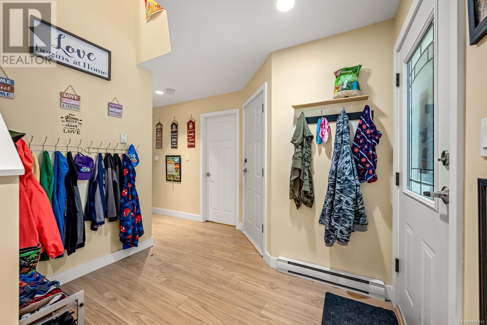 18 3400 Coniston Cres
