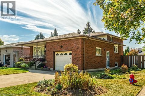 254 CELTIC Drive Stoney Creek ON L8E2T9