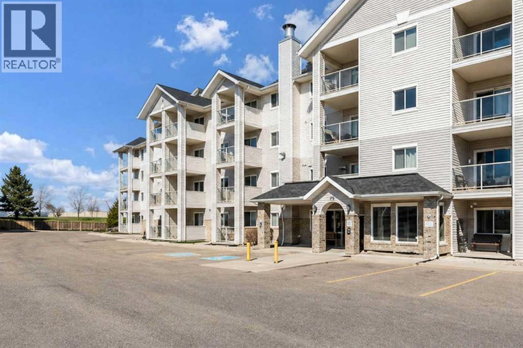 311, 1632 Saamis Drive NW