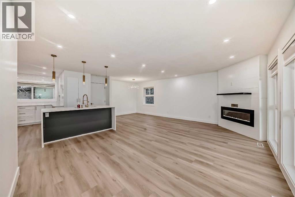 304 Huntbourne Hill NE