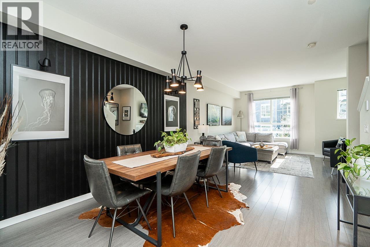 121 5551 ADMIRAL WAY